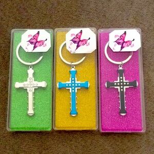 A 3 pcs set multi color cross ☦️ keychain 💕💕💕